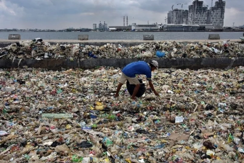 Laporan 2026: Sampah Plastik Bisa Capai 50% Lautan 2050